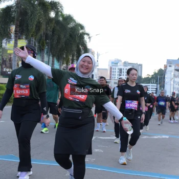 Runner Photo 3802965