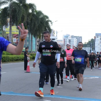 Runner Photo 3802966