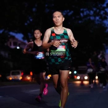 Runner Photo 3803000