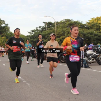 Runner Photo 3803030