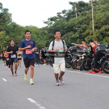 Runner Photo 3803031