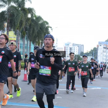Runner Photo 3803053