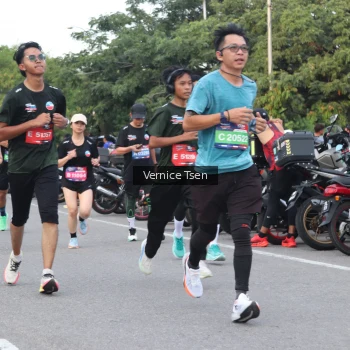 Runner Photo 3803058
