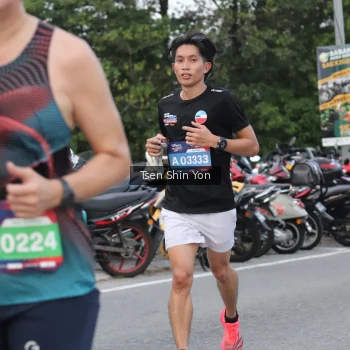 Runner Photo 3803122