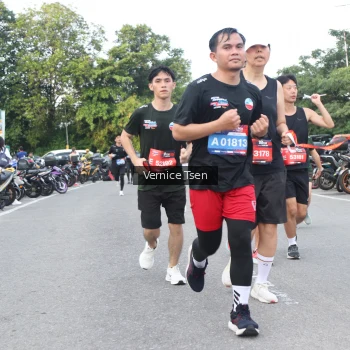 Runner Photo 3803124