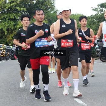 Runner Photo 3803135