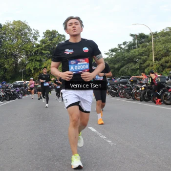 Runner Photo 3803139