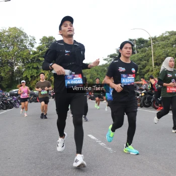 Runner Photo 3803149