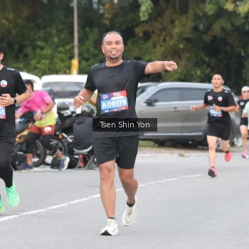 Runner Photo 3803181