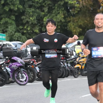 Runner Photo 3803195