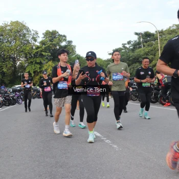 Runner Photo 3803233