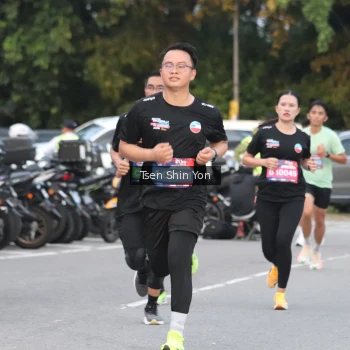 Runner Photo 3803265