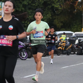 Runner Photo 3803317