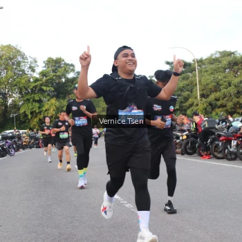 Runner Photo 3803346
