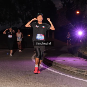 Runner Photo 3803347