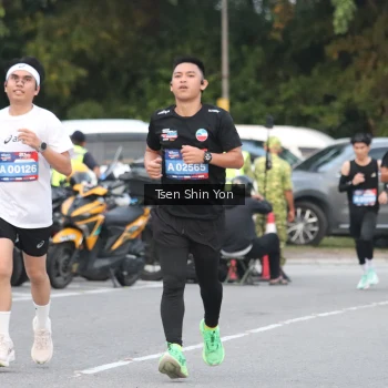 Runner Photo 3803356