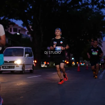 Runner Photo 3803375