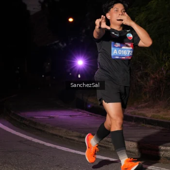 Runner Photo 3803416