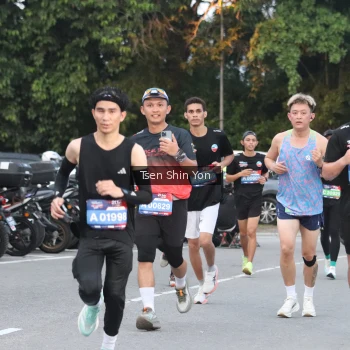 Runner Photo 3803436