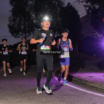 Runner Photo 3803495