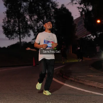 Runner Photo 3803515