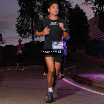 Runner Photo 3803544