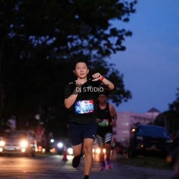 Runner Photo 3803546