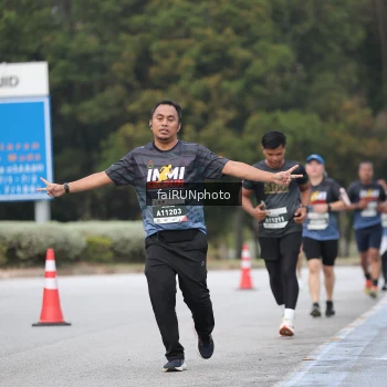 Runner Photo 3803608