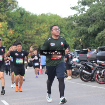 Runner Photo 3803642