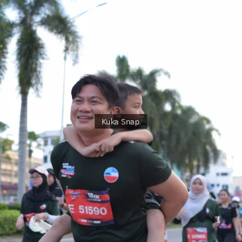 Runner Photo 3803686