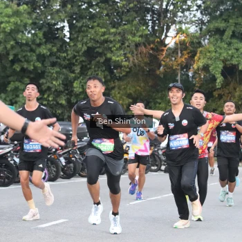 Runner Photo 3803696