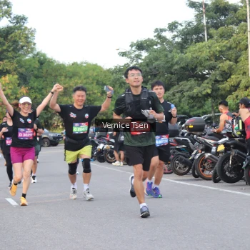 Runner Photo 3803707