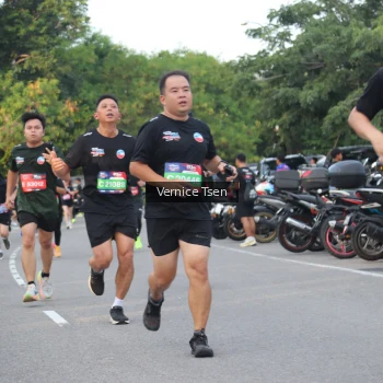 Runner Photo 3803762