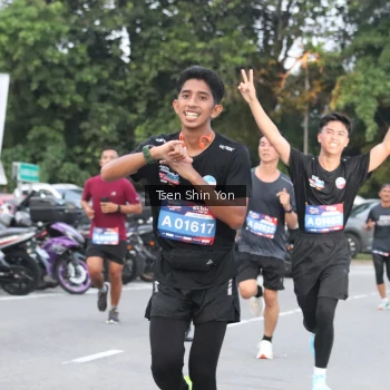 Runner Photo 3803791