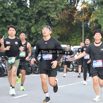 Runner Photo 3803798