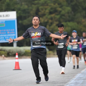 Runner Photo 3803828