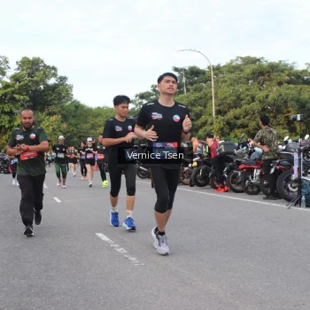 Runner Photo 3803844