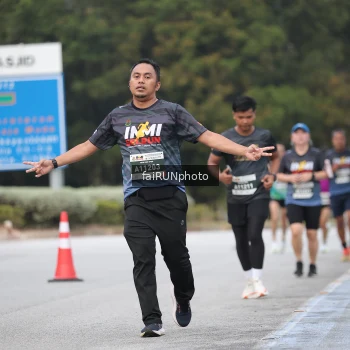 Runner Photo 3803892