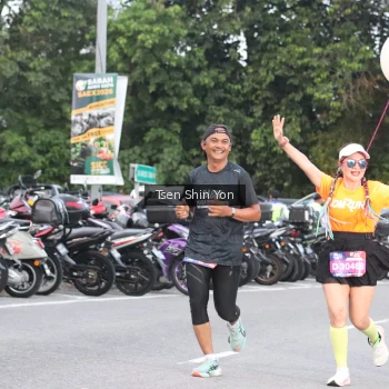 Runner Photo 3803905