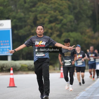 Runner Photo 3803936