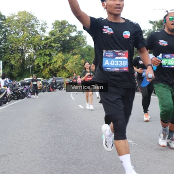 Runner Photo 3803942