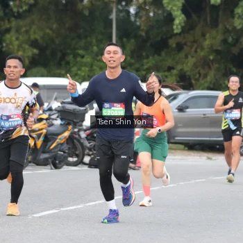 Runner Photo 3803978