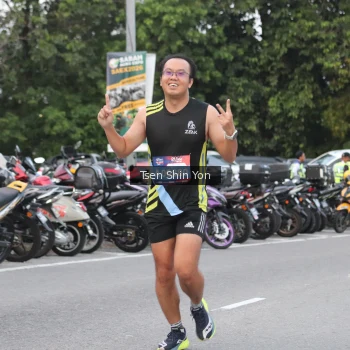 Runner Photo 3804048