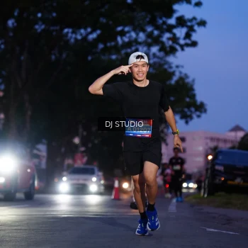 Runner Photo 3804080