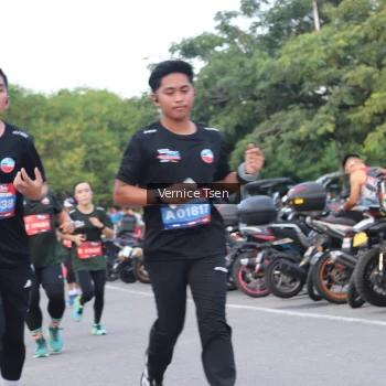 Runner Photo 3804211