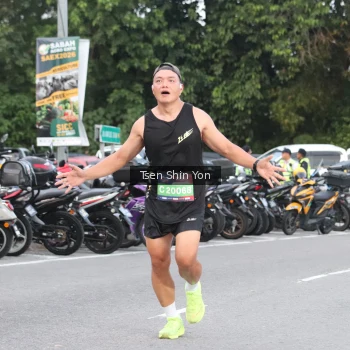 Runner Photo 3804247