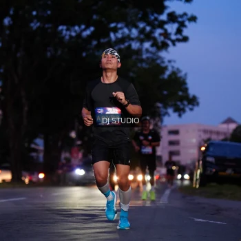 Runner Photo 3804255
