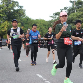Runner Photo 3804351
