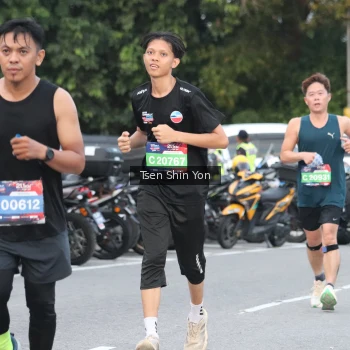 Runner Photo 3804353