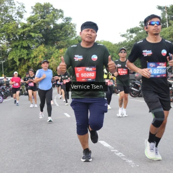Runner Photo 3804434